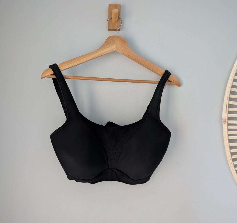 Lululemon Run Times Bra High Support Black 34G Running Sports Bra